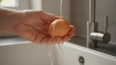 Warum man Eier vor dem Einlegen in den Kühlschrank nicht waschen sollte – eine überraschende Erklärung